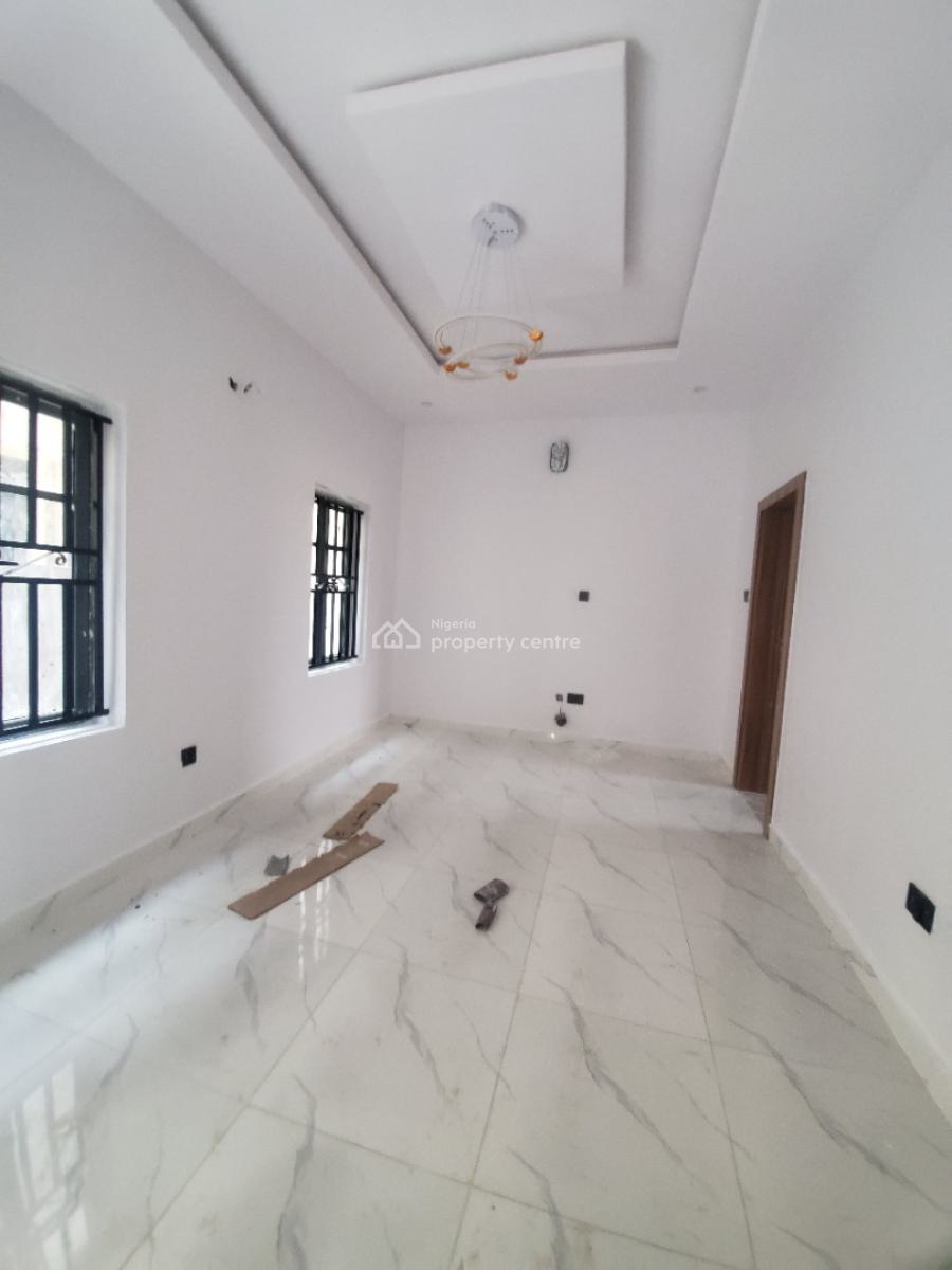 Room and Parlor in Sangotedo Ajah, Creek Court Estate, Sangotedo, Ajah, Lagos, Mini Flat (room and Parlour) for Rent