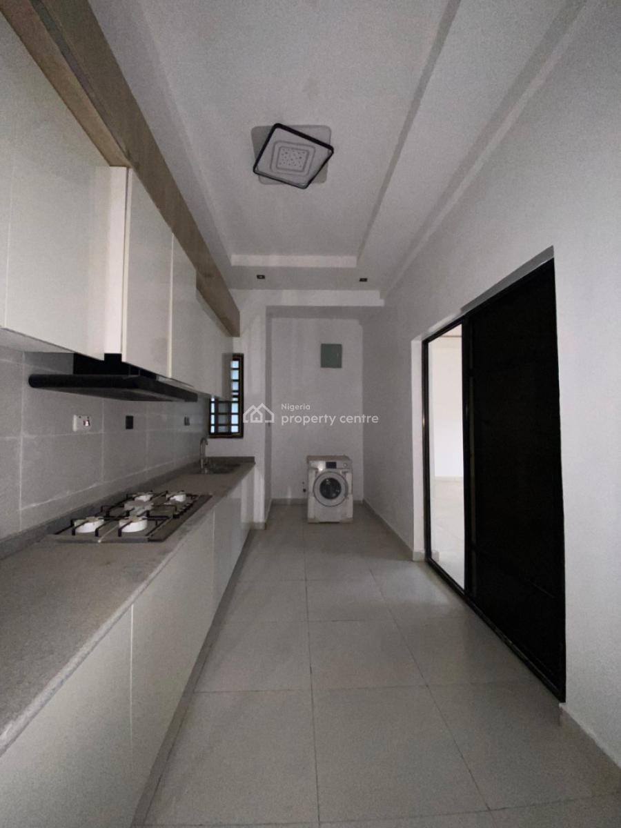 2 Bedroom Flat Apartment, Ologolo, Lekki, Lagos, Flat / Apartment for Sale