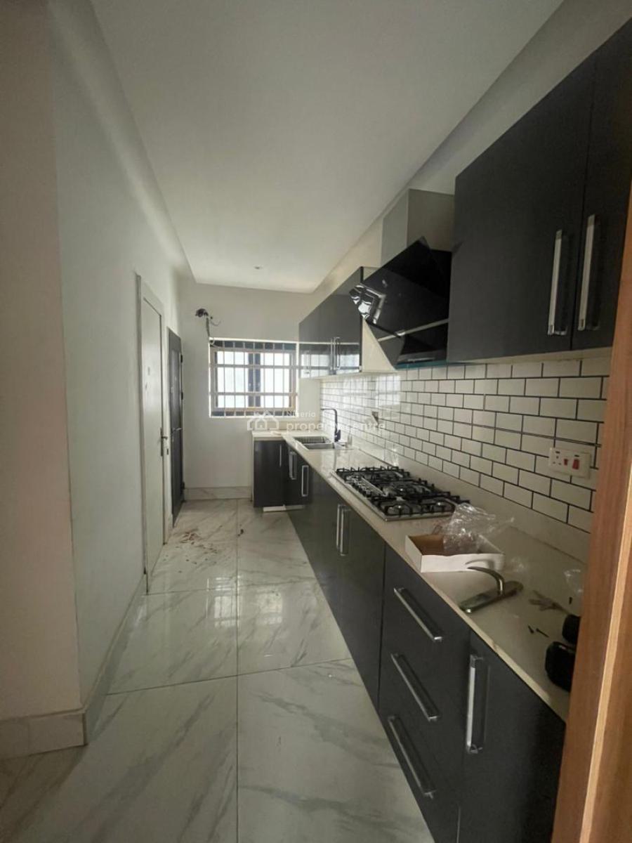4 Bedroom Semi Detached Duplex, Mobil Road, Ilaje, Ajah, Lagos, Semi-detached Duplex for Rent