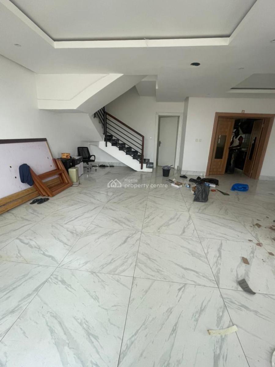 4 Bedroom Semi Detached Duplex, Mobil Road, Ilaje, Ajah, Lagos, Semi-detached Duplex for Rent