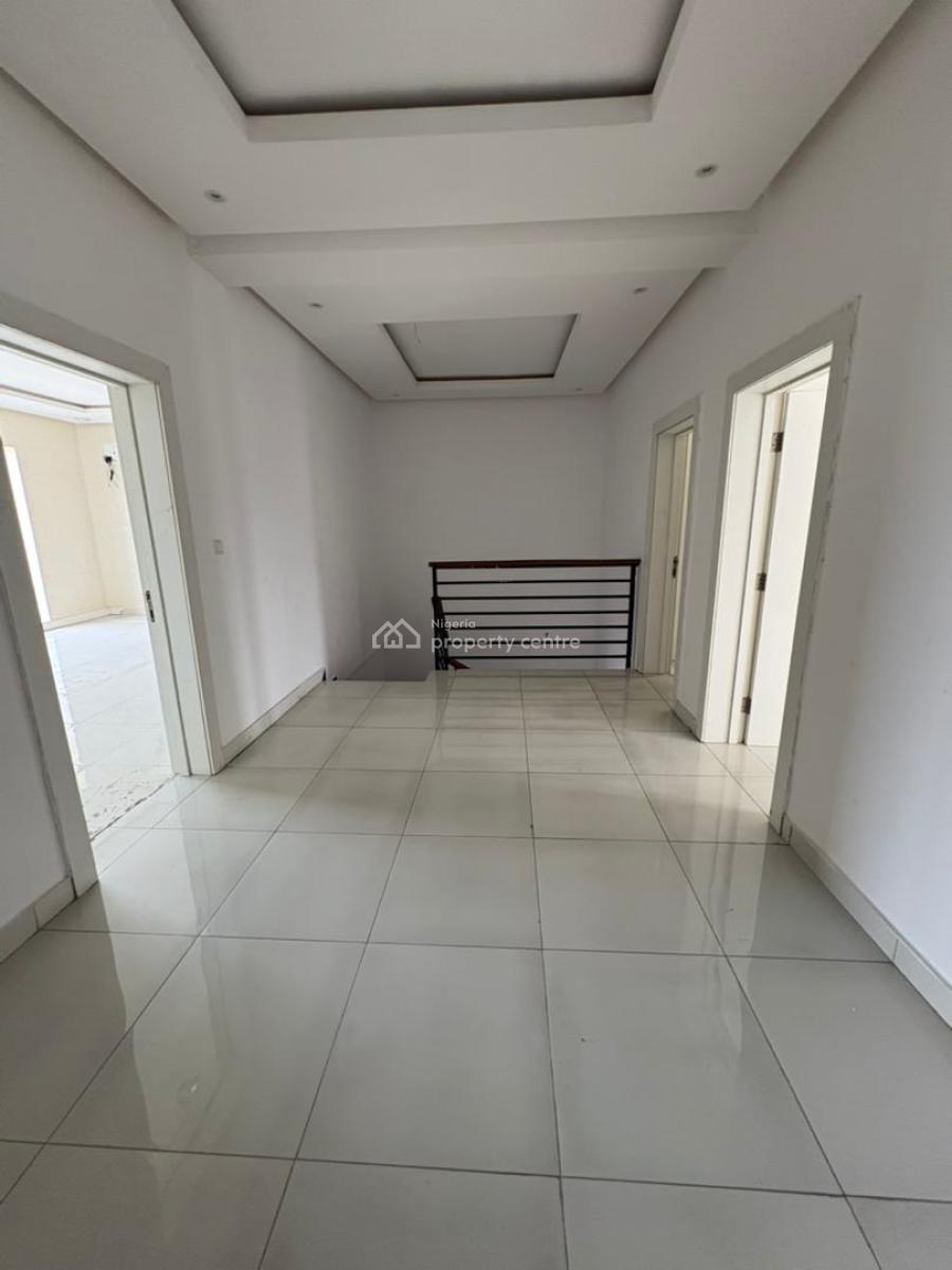 4 Bedroom Semi Detached Duplex, Mobil Road, Ilaje, Ajah, Lagos, Semi-detached Duplex for Rent