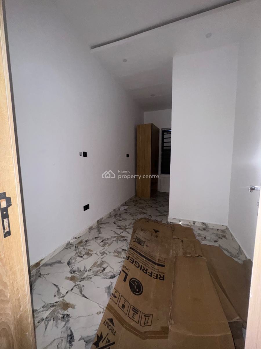Hot 🥵ditress Sell Newly Built 4 Bedroom Duplex Semi Detached with Bq, Ologolo Lekki Not Far From Road, Lekki, Lagos, Semi-detached Duplex for Sale