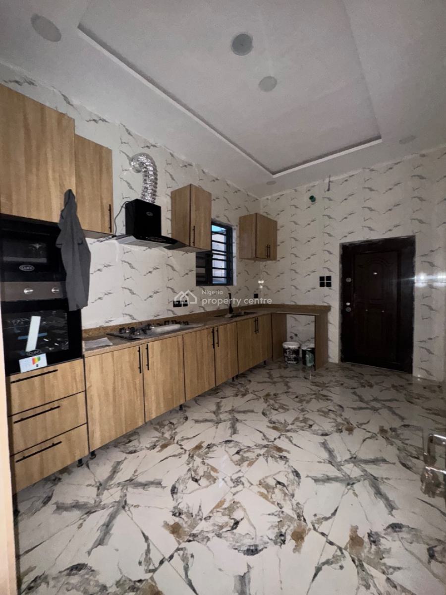 Hot 🥵ditress Sell Newly Built 4 Bedroom Duplex Semi Detached with Bq, Ologolo Lekki Not Far From Road, Lekki, Lagos, Semi-detached Duplex for Sale