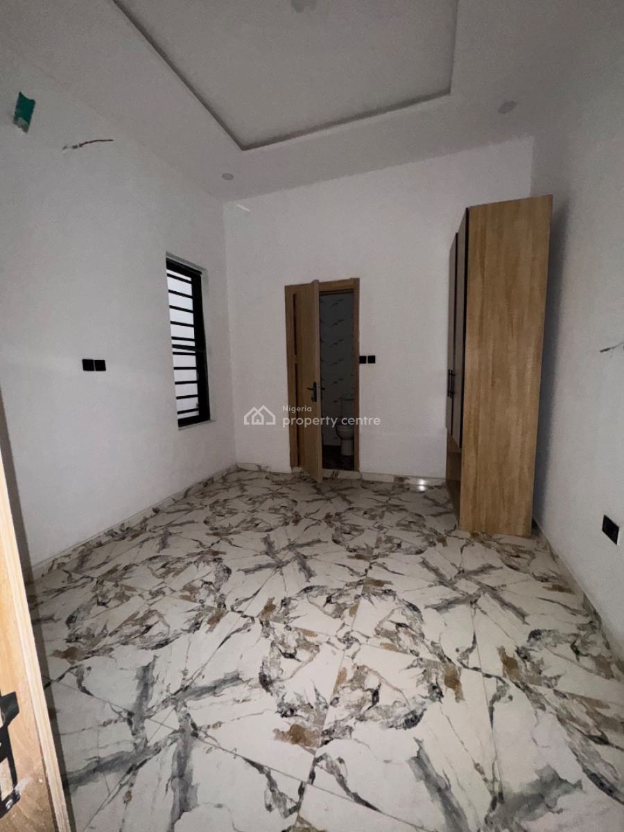 Hot 🥵ditress Sell Newly Built 4 Bedroom Duplex Semi Detached with Bq, Ologolo Lekki Not Far From Road, Lekki, Lagos, Semi-detached Duplex for Sale