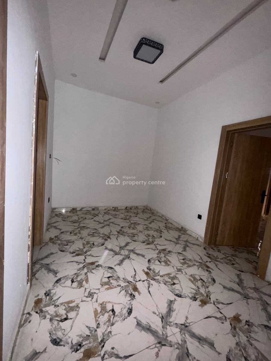 Hot 🥵ditress Sell Newly Built 4 Bedroom Duplex Semi Detached with Bq, Ologolo Lekki Not Far From Road, Lekki, Lagos, Semi-detached Duplex for Sale