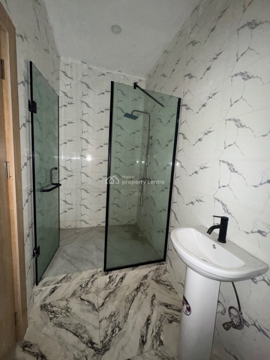 Hot 🥵ditress Sell Newly Built 4 Bedroom Duplex Semi Detached with Bq, Ologolo Lekki Not Far From Road, Lekki, Lagos, Semi-detached Duplex for Sale
