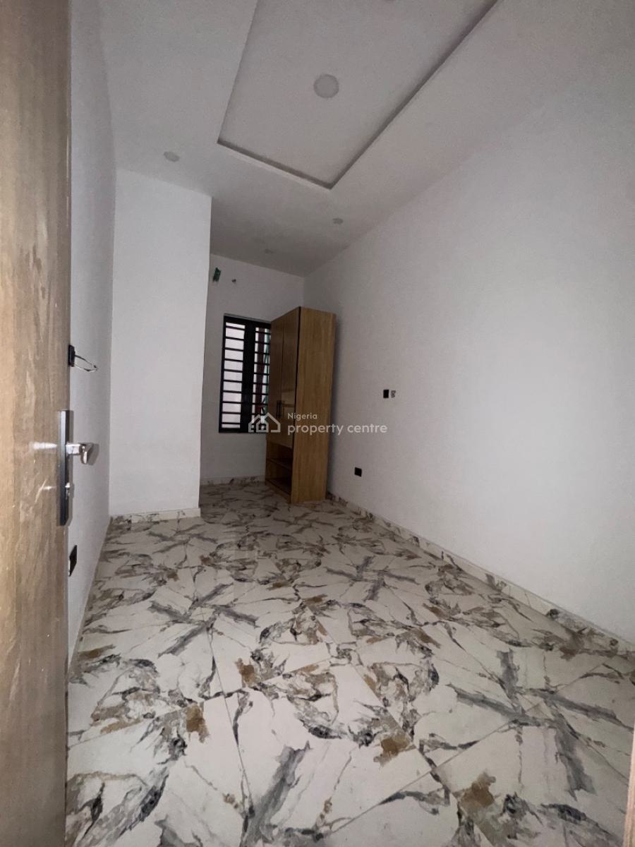 Hot 🥵ditress Sell Newly Built 4 Bedroom Duplex Semi Detached with Bq, Ologolo Lekki Not Far From Road, Lekki, Lagos, Semi-detached Duplex for Sale