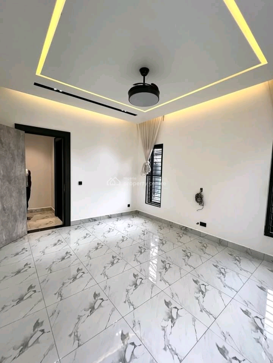 3 Bedroom Semi-detached Duplex with Abq    Location: Life Camp, a, Life Camp, Abuja, House for Sale