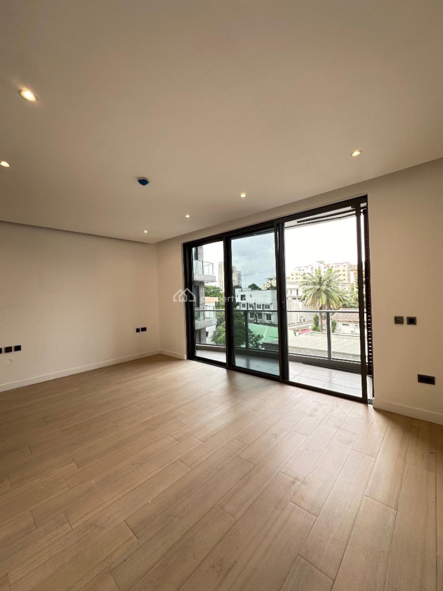 Aesthetically Pleasing 3bedroom Apartment, Old Ikoyi, Ikoyi, Lagos, Flat / Apartment for Sale