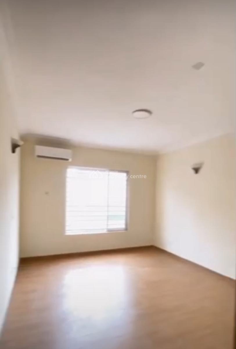 Spacious 4 Bedroom Terrace with Personal Gate, Lekki Phase 1, Lekki, Lagos, Terraced Duplex for Sale