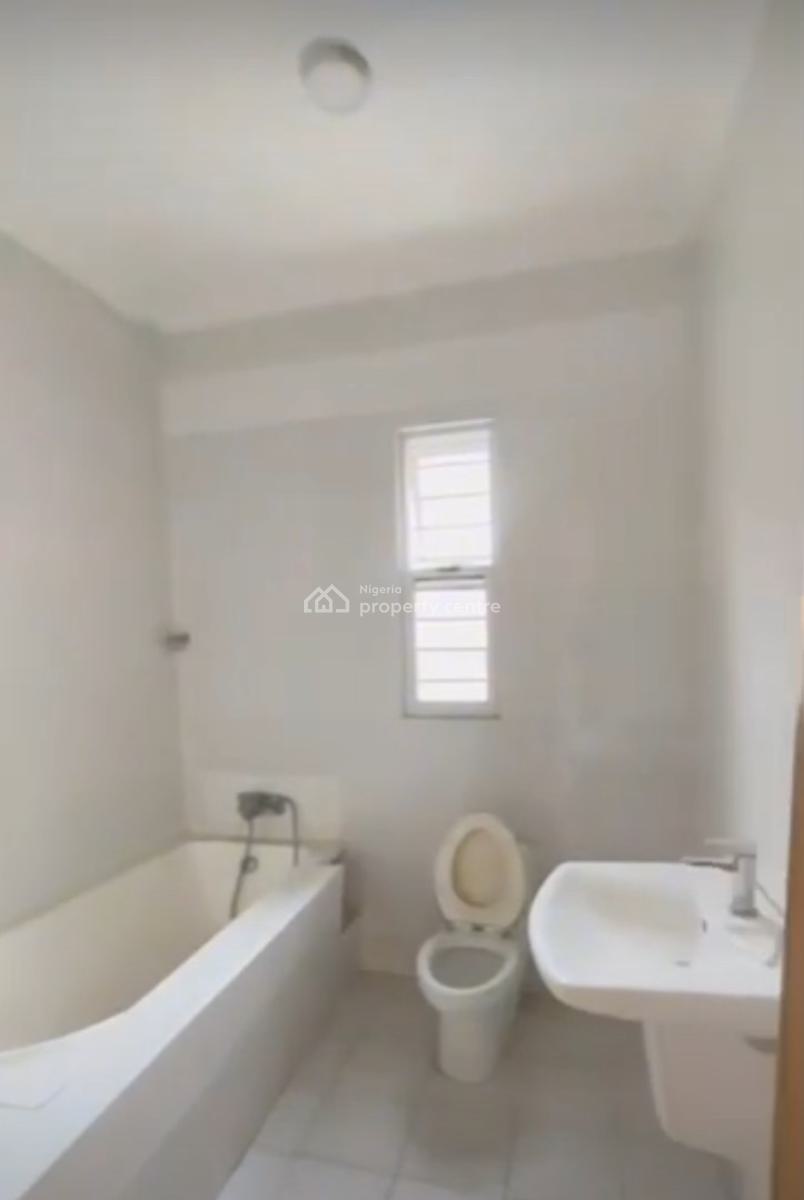 Spacious 4 Bedroom Terrace with Personal Gate, Lekki Phase 1, Lekki, Lagos, Terraced Duplex for Sale
