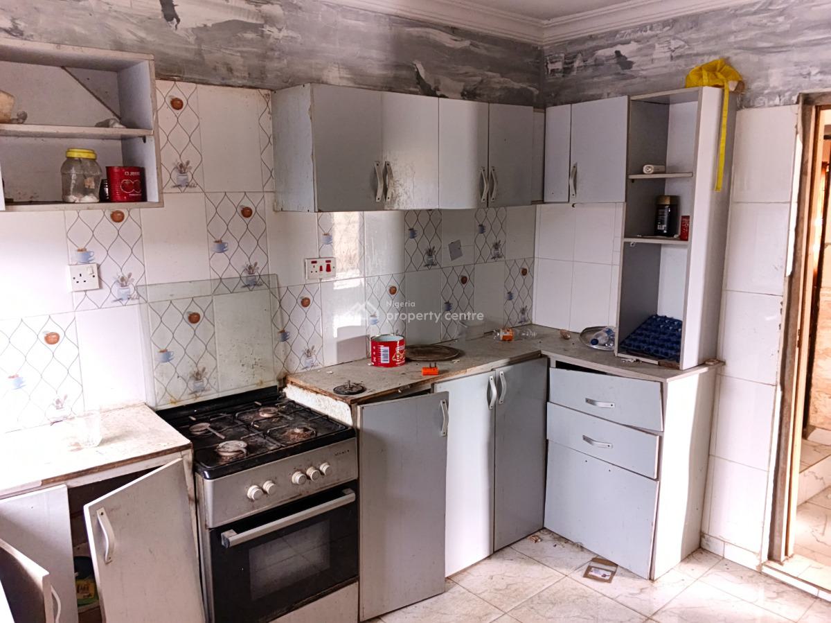 2 Bedroom Flat Big Sitting Room with Pop Ceiling Big Kitchen, Itele Close to Ayobo Lagos, Ado-odo/ota, Ogun, Flat / Apartment for Rent