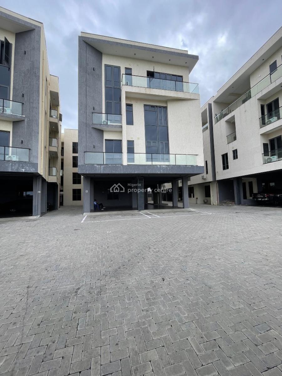Amazing 2 Bedroom Apartment with a Bq with a Pool, Lekki Phase 1, Lekki, Lagos, Flat / Apartment for Sale