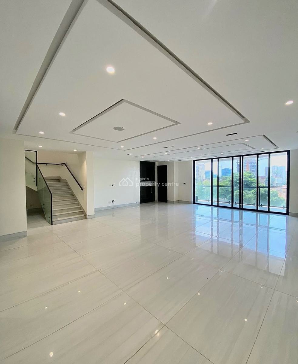 Blue-chip Luxury Asset with Exceptional Build Quality, Old Ikoyi, Ikoyi, Lagos, Block of Flats for Sale