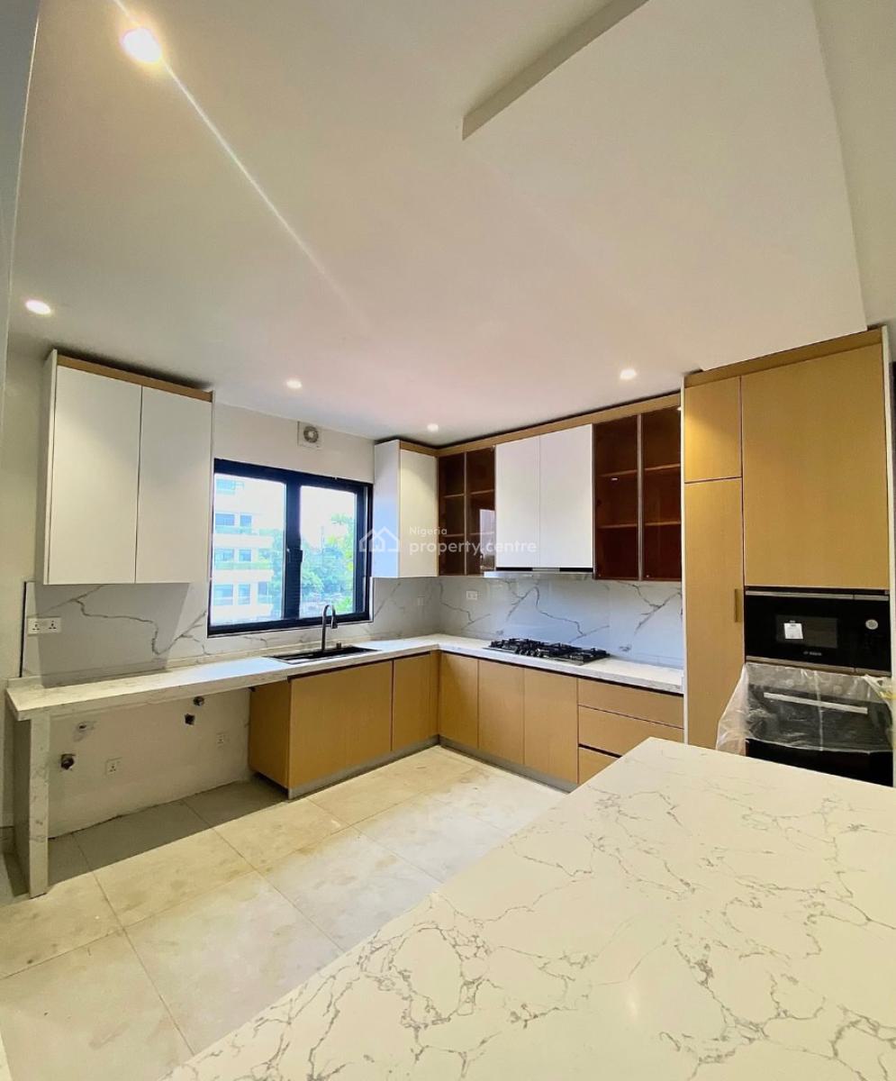 Blue-chip Luxury Asset with Exceptional Build Quality, Old Ikoyi, Ikoyi, Lagos, Block of Flats for Sale