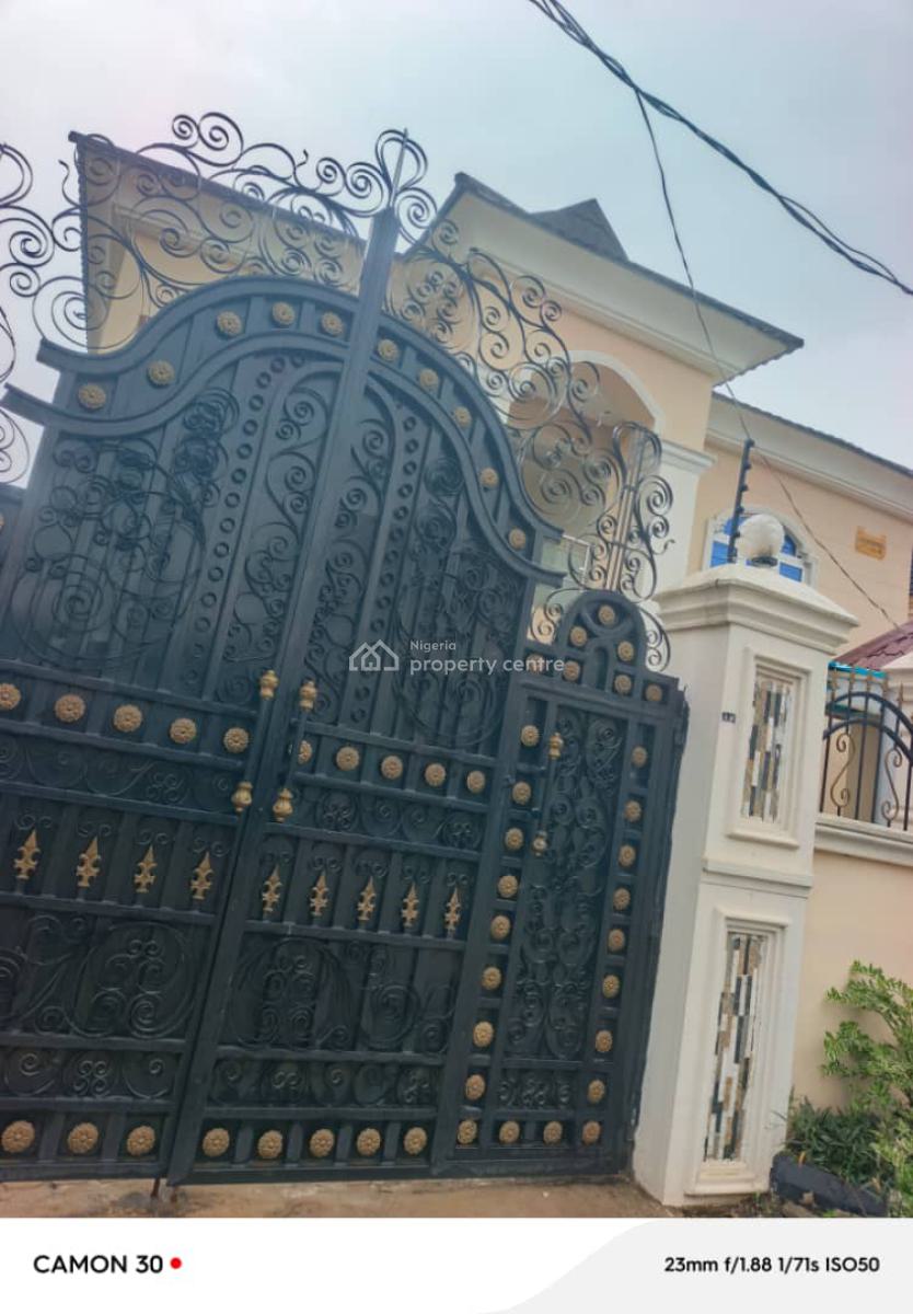 Well Maintained 5 Bedroom Detached Duplex + Bq, Gateway Zone Gra, Gra Phase 1, Magodo, Lagos, Detached Duplex for Sale