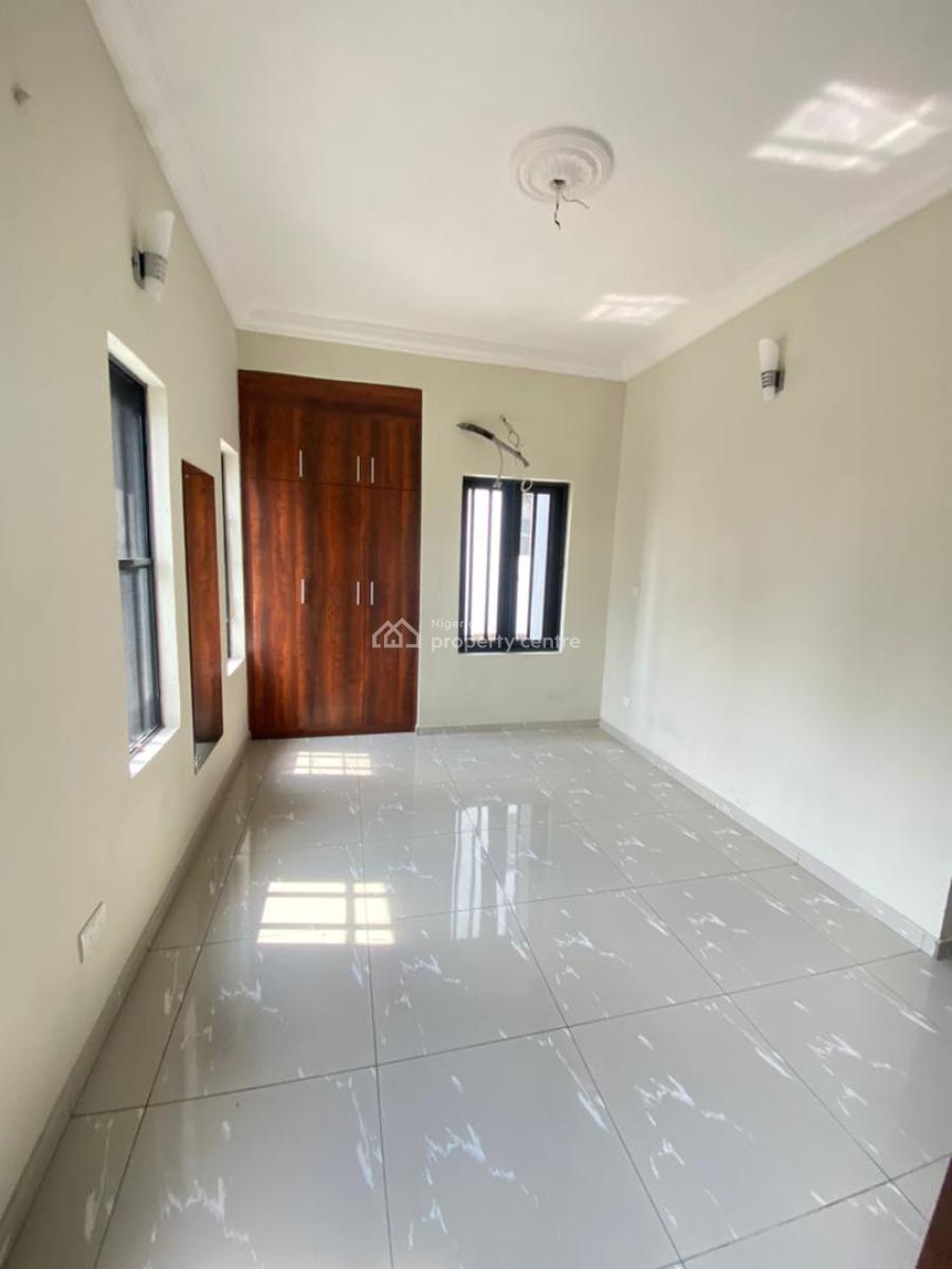 Spacious and Newly Built 3 Bedroom Apartment, Ikate, Lekki, Lagos, Flat / Apartment for Rent