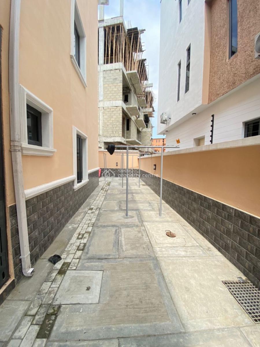 Spacious and Newly Built 3 Bedroom Apartment, Ikate, Lekki, Lagos, Flat / Apartment for Rent