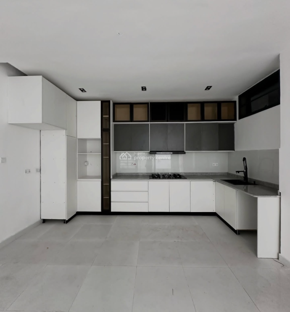 2 Bedroom Apartments, Ologolo, Ologolo, Lekki, Lagos, Flat / Apartment for Rent