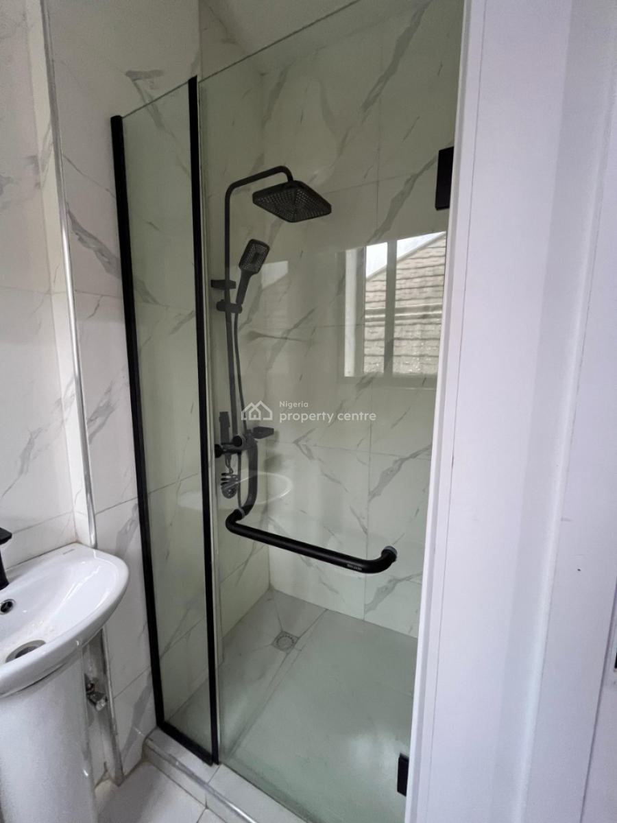 Fully Furnished 4 Bedroom Apartment with Bq, Lekki Phase1, Lekki, Lagos, Flat / Apartment for Rent
