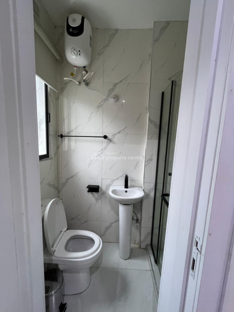 Fully Furnished 4 Bedroom Apartment with Bq, Lekki Phase1, Lekki, Lagos, Flat / Apartment for Rent