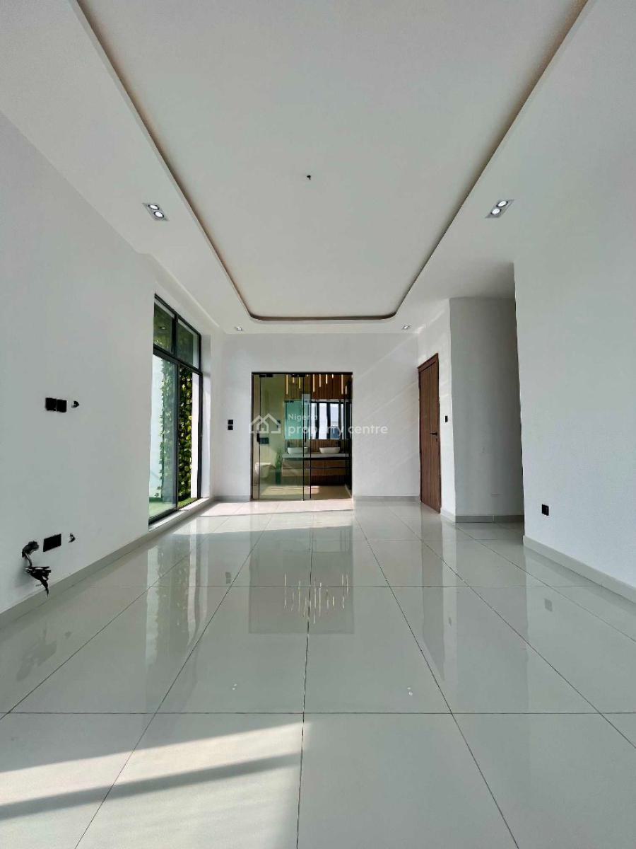Elegantly Four Bedroom Maisonette with Pool, Gym, Inverter & Elevator, Lekki Phase 1, Lekki, Lagos, Flat / Apartment for Sale