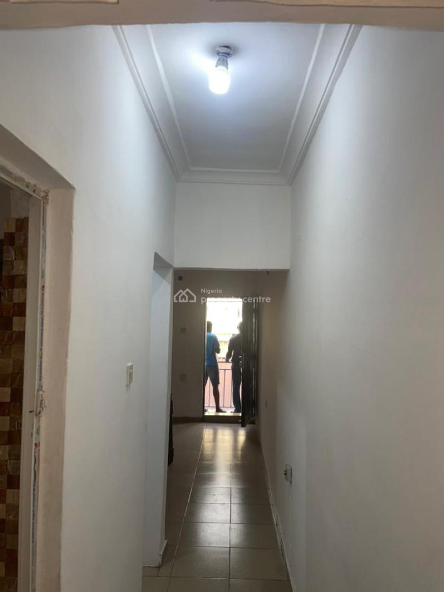 Nice Miniflat Upstairs Vacant Off Ayilara, Ojuelegba Area, Surulere, L, Ojuelegba, Surulere, Lagos, Mini Flat (room and Parlour) for Rent