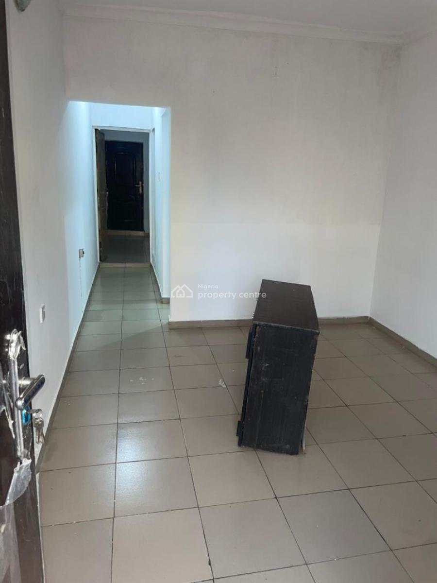 Nice Miniflat Upstairs Vacant Off Ayilara, Ojuelegba Area, Surulere, L, Ojuelegba, Surulere, Lagos, Mini Flat (room and Parlour) for Rent