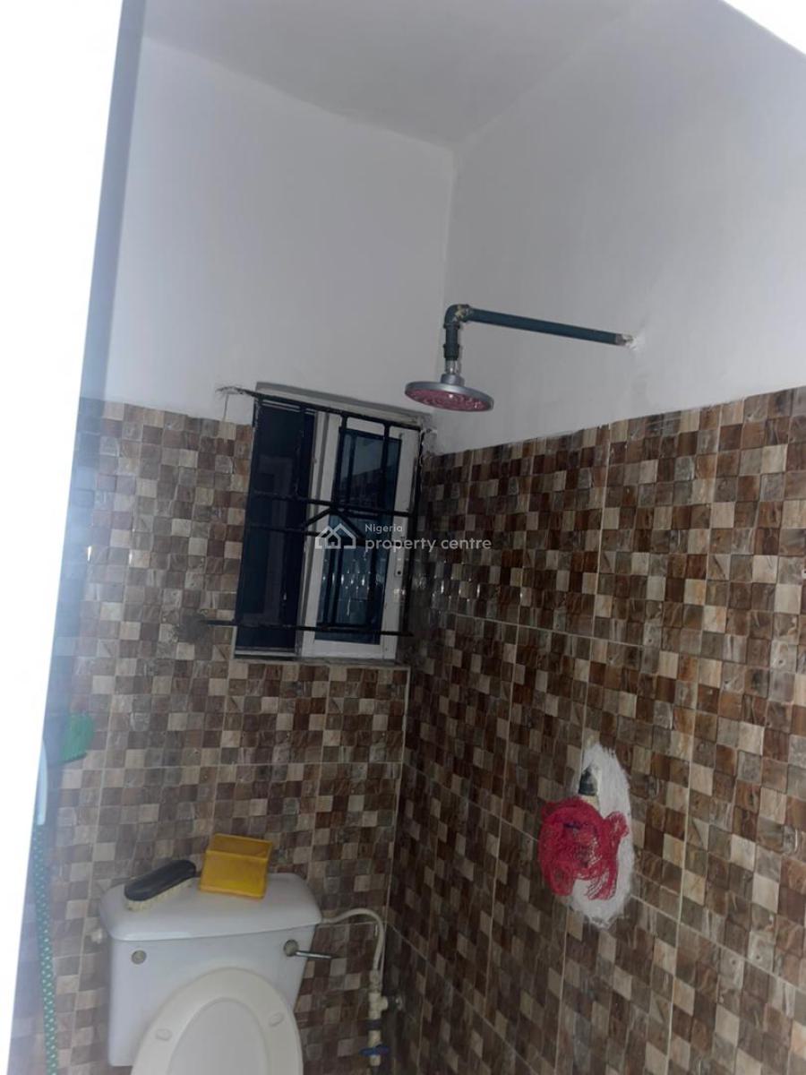Nice Miniflat Upstairs Vacant Off Ayilara, Ojuelegba Area, Surulere, L, Ojuelegba, Surulere, Lagos, Mini Flat (room and Parlour) for Rent