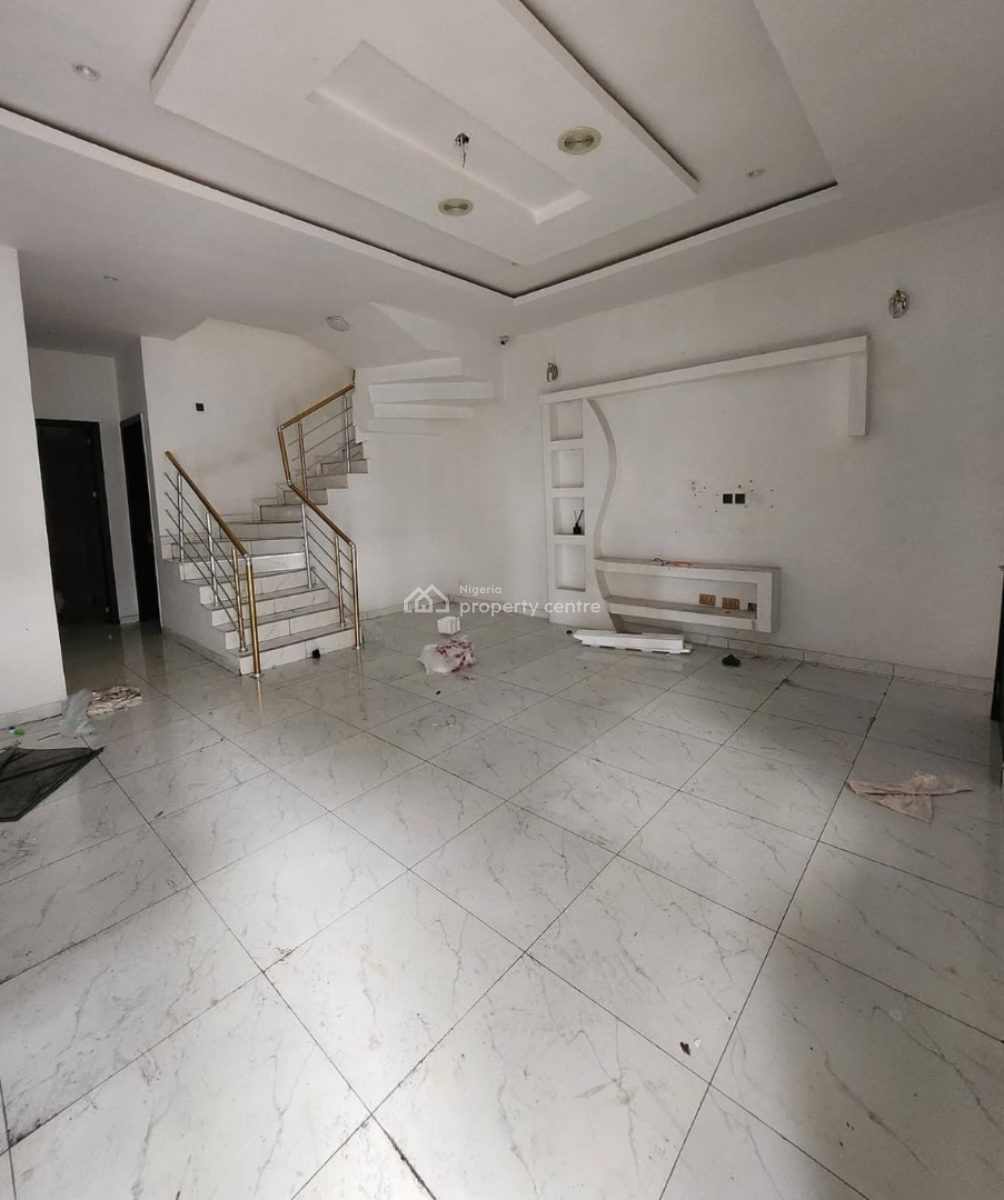 Spaciously Built 4bedroom Semi Detached with Fitted Kitchen, En-suite, Orchid Road, Lekki, Lagos, House for Rent