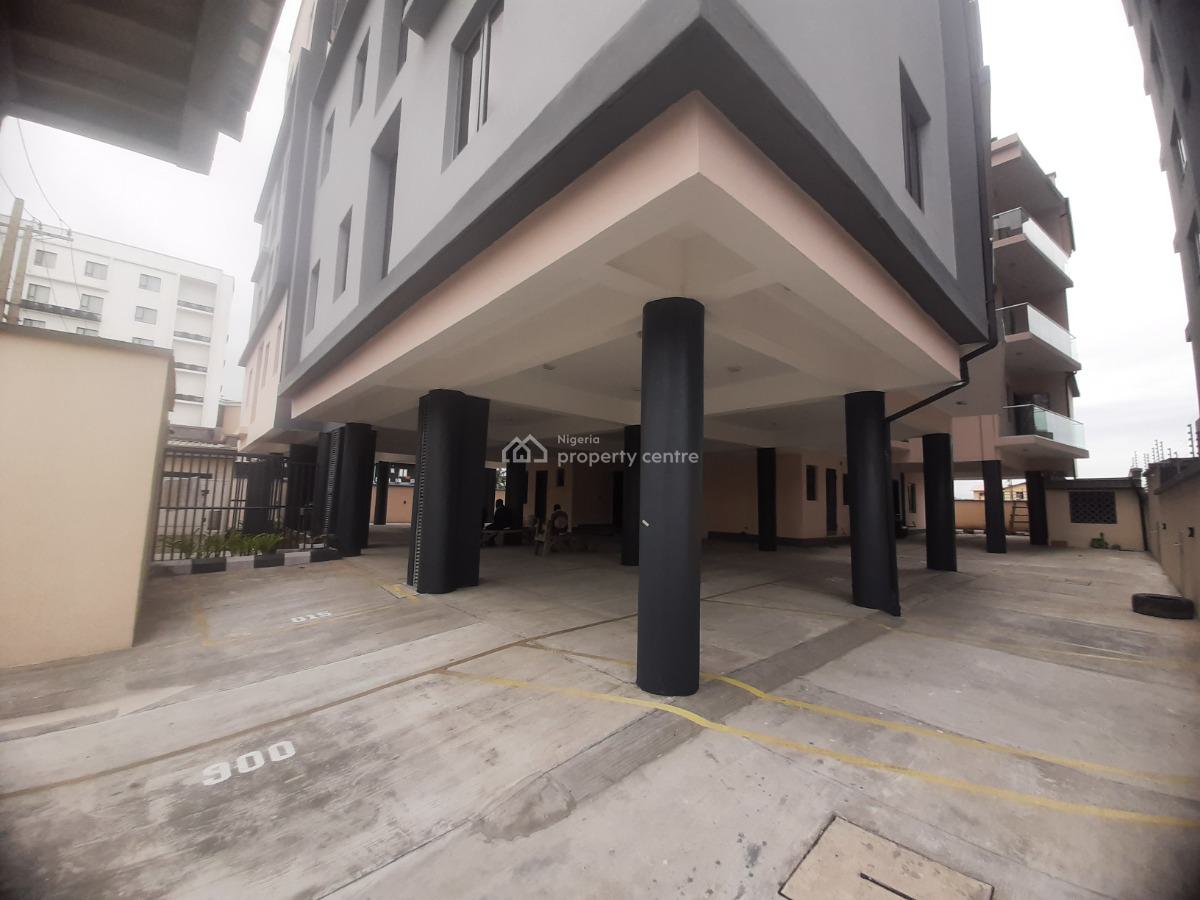 Serviced 2 Bedroom En-suite New Flat with Enxlosed Fitted Kitchen, Coo, Lekki Phase 1, Lekki, Lagos, Flat / Apartment for Rent