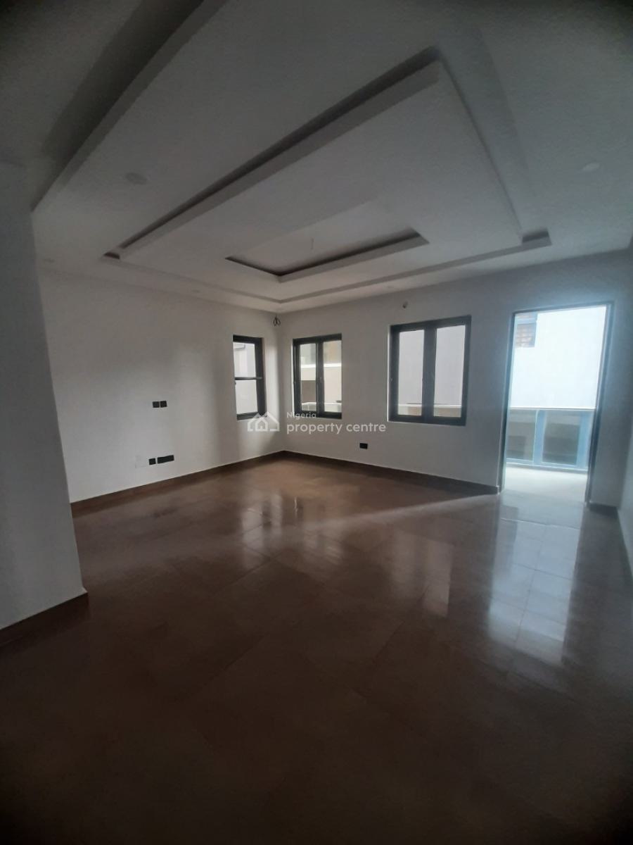 Serviced 2 Bedroom En-suite New Flat with Enxlosed Fitted Kitchen, Coo, Lekki Phase 1, Lekki, Lagos, Flat / Apartment for Rent
