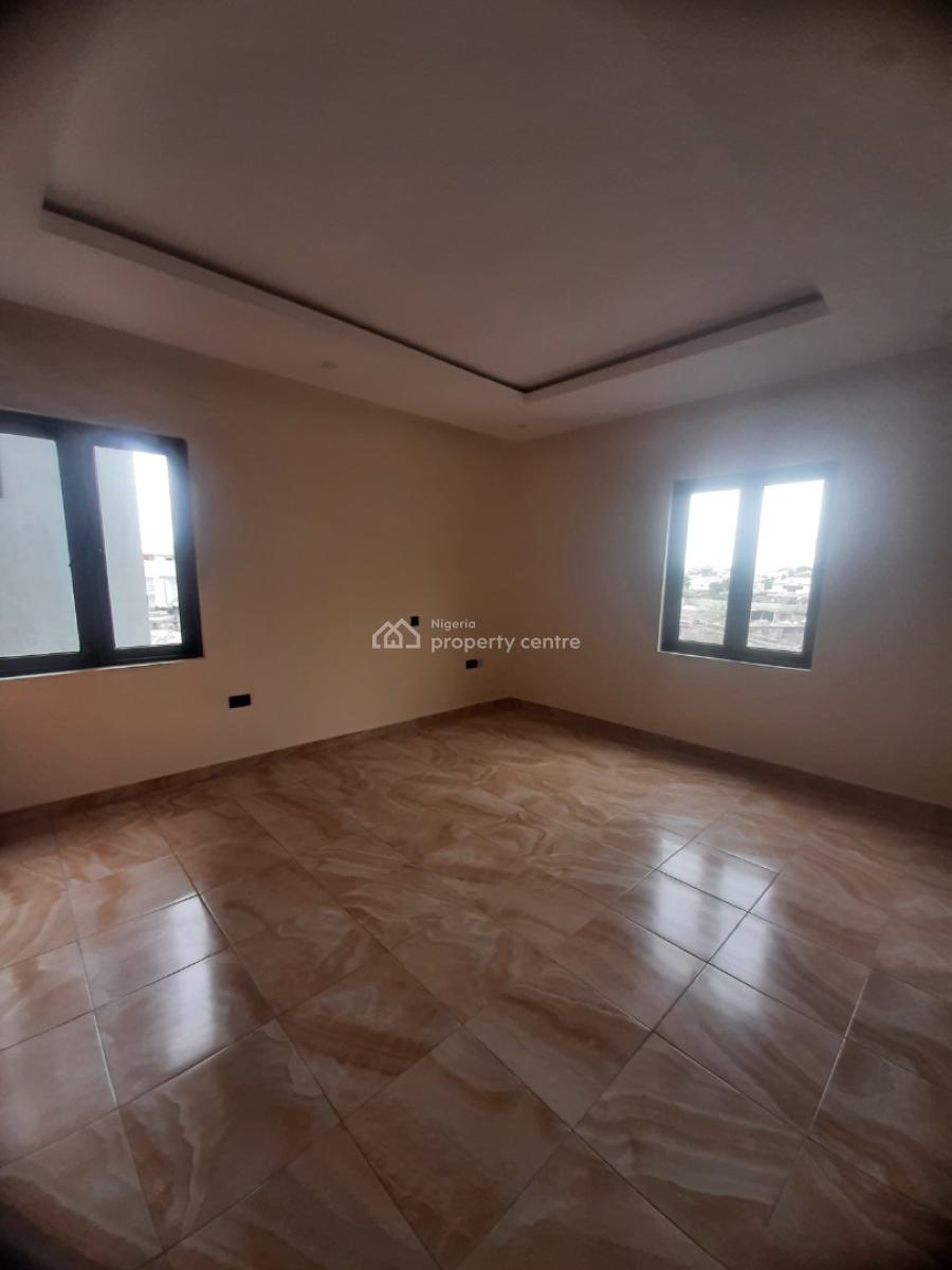 Serviced 2 Bedroom En-suite New Flat with Enxlosed Fitted Kitchen, Coo, Lekki Phase 1, Lekki, Lagos, Flat / Apartment for Rent
