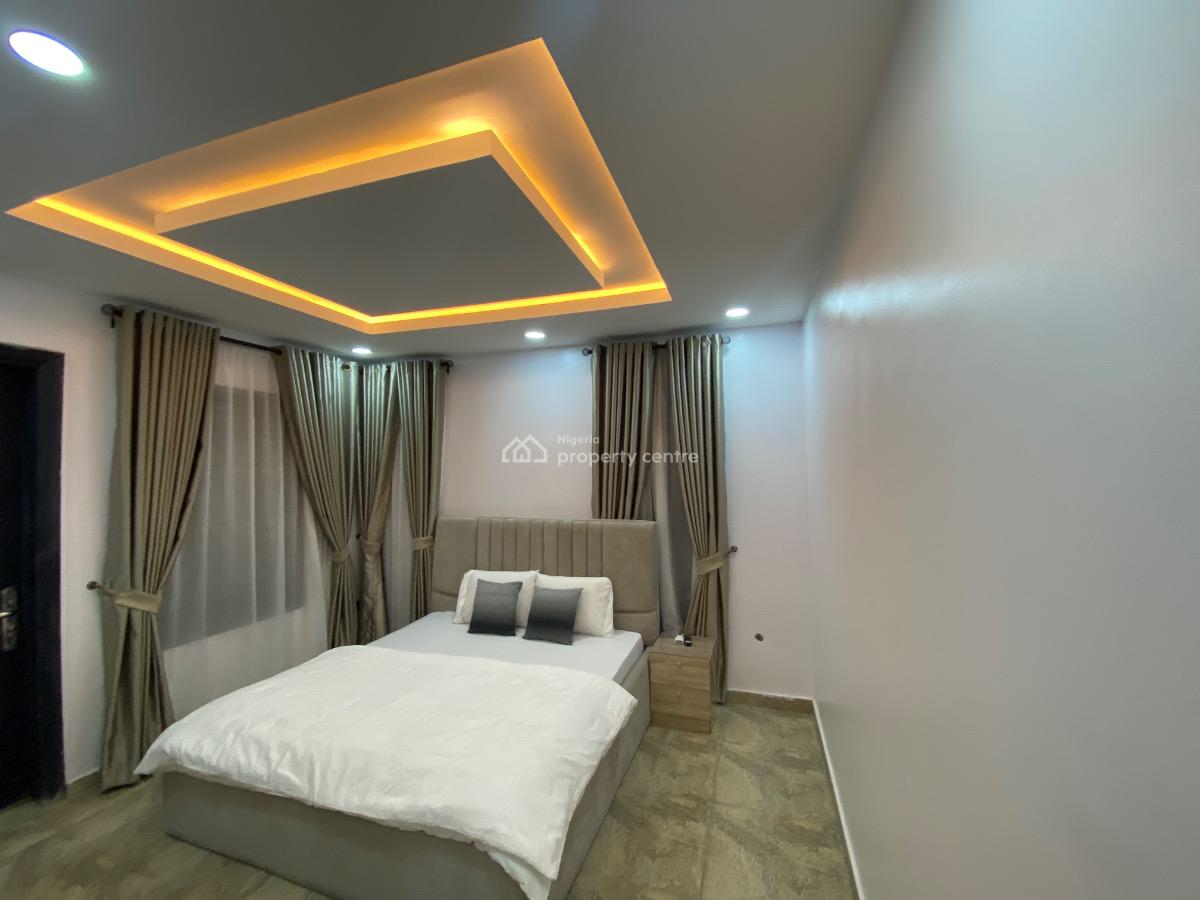 Luxuriously Furnished Two Bedroom Apartment, Off Issac Jhon, Ikeja Gra, Ikeja, Lagos, Flat / Apartment Short Let