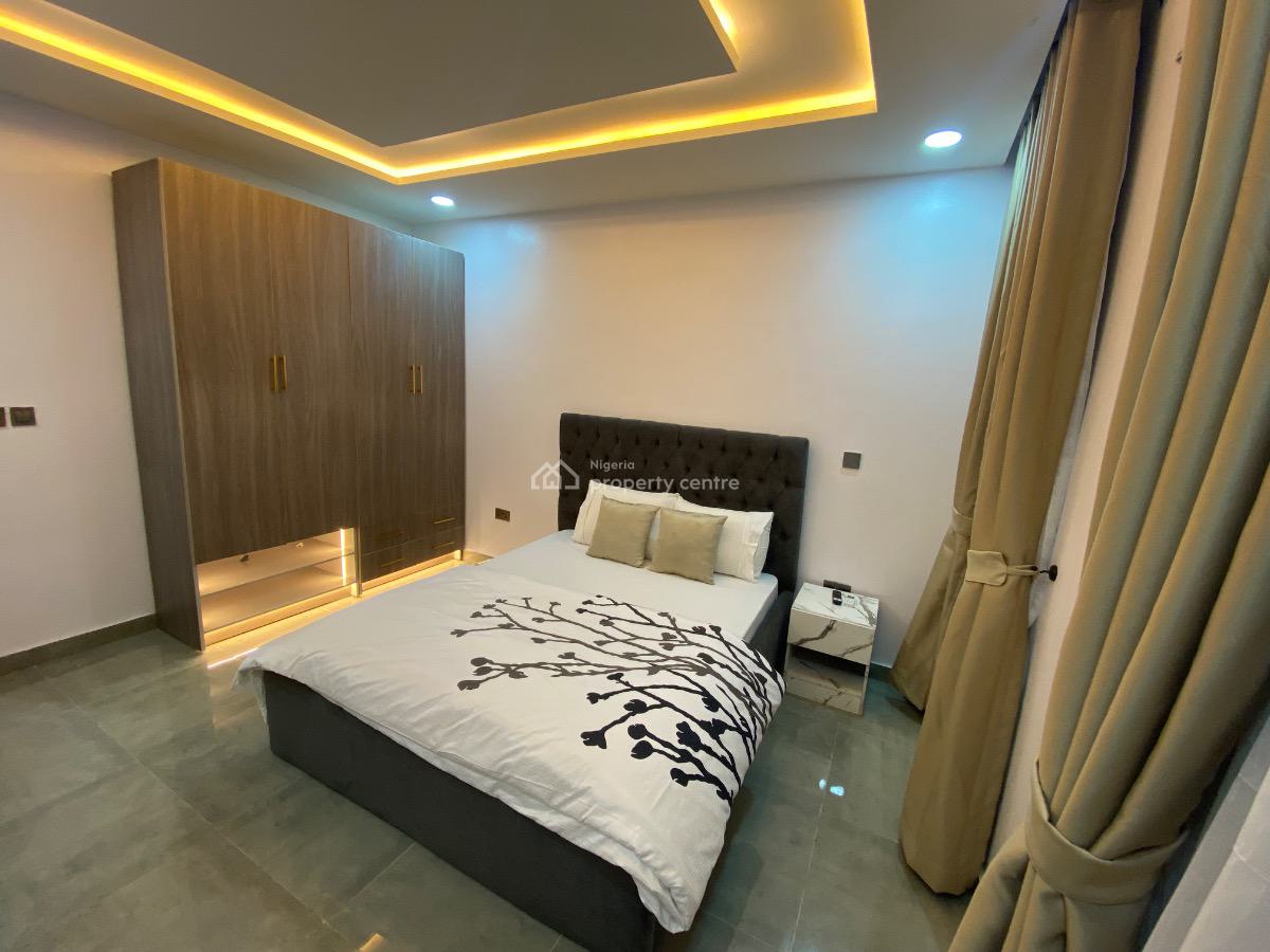 Luxuriously Furnished Two Bedroom Apartment, Off Issac Jhon, Ikeja Gra, Ikeja, Lagos, Flat / Apartment Short Let