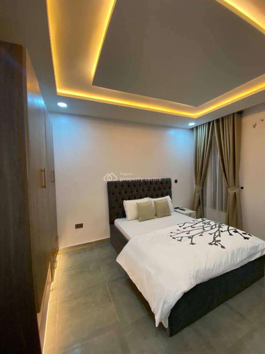 Luxuriously Furnished Two Bedroom Apartment, Off Issac Jhon, Ikeja Gra, Ikeja, Lagos, Flat / Apartment Short Let