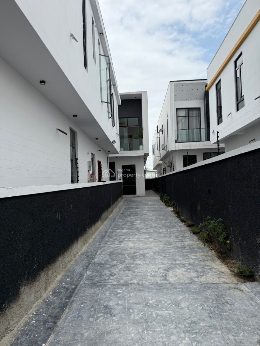 Brand New 4 Bedroom Fully Detached Duplex with Bq for Distress, Ikota Villa Estate Beside Mega Chiken, Ikota, Lekki, Lagos, Detached Duplex for Sale