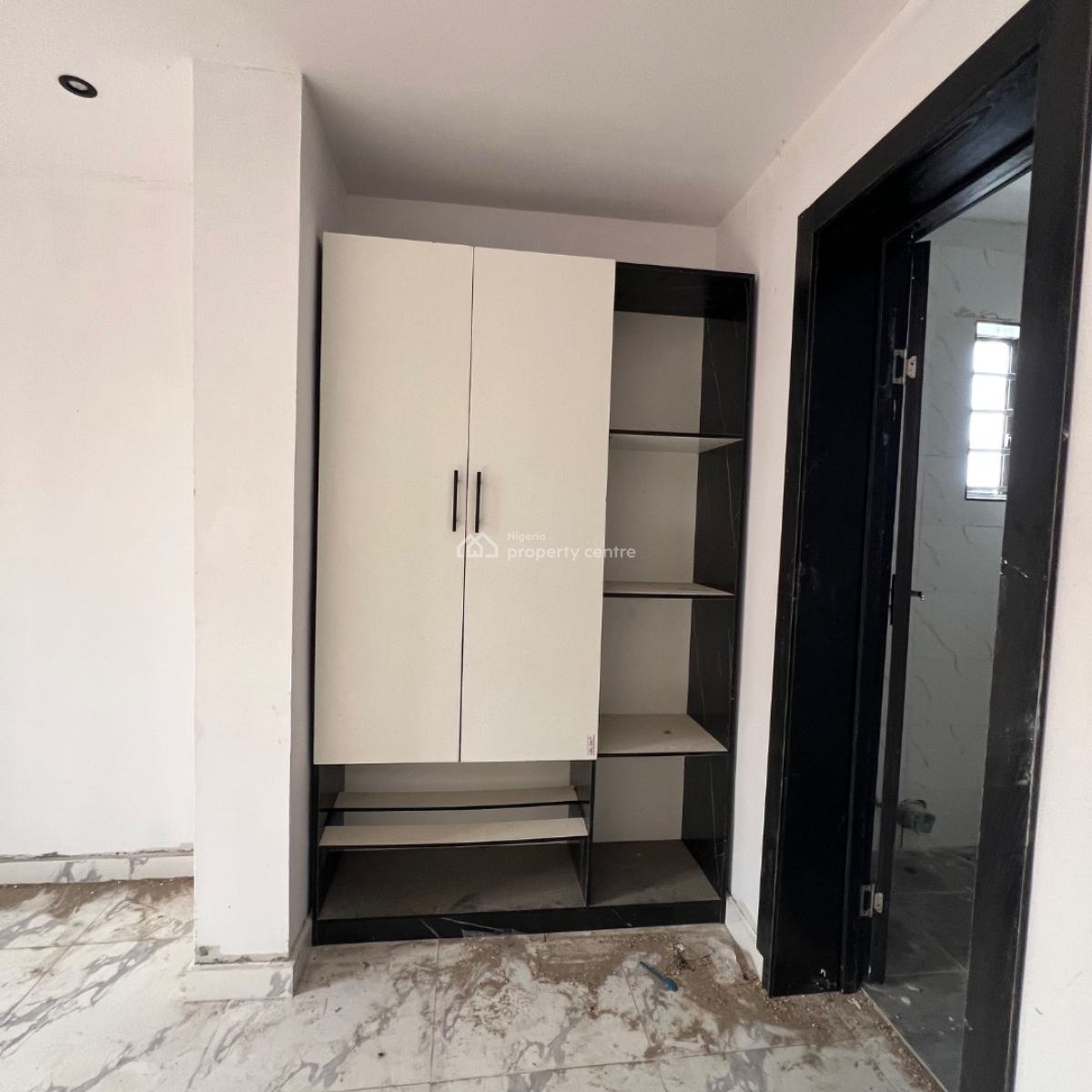2 Bed Ii 150 Milllion  Ilasan, Lekki Lagos, Ilasan, Lekki, Lagos, Flat / Apartment for Sale