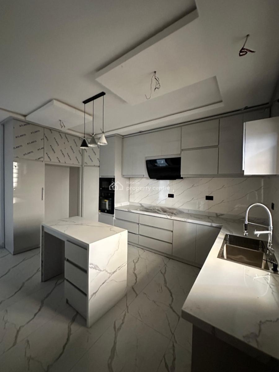 3 Bedroom Penthouse Apartment, Ikota Gra, Ikota, Lekki, Lagos, Block of Flats for Sale