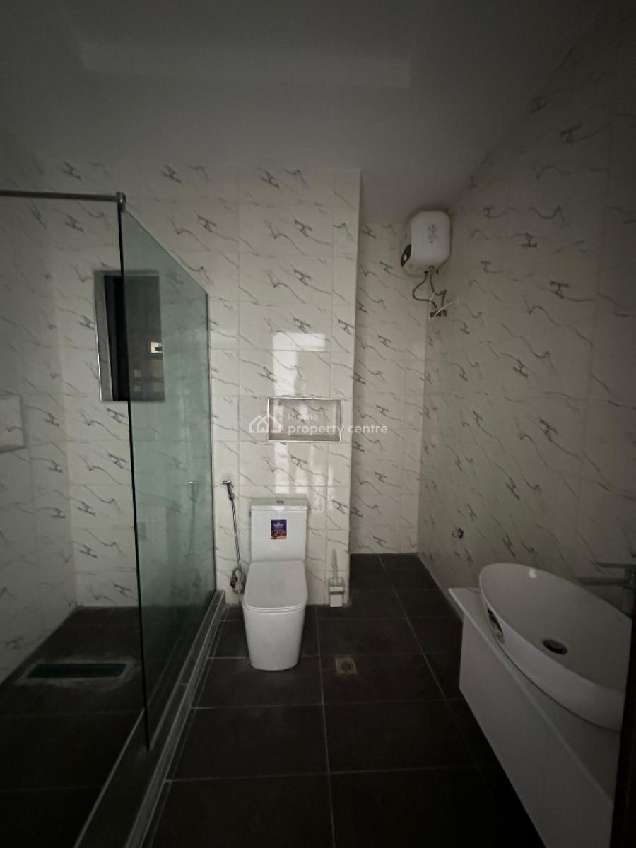 3 Bedroom Penthouse Apartment, Ikota Gra, Ikota, Lekki, Lagos, Block of Flats for Sale