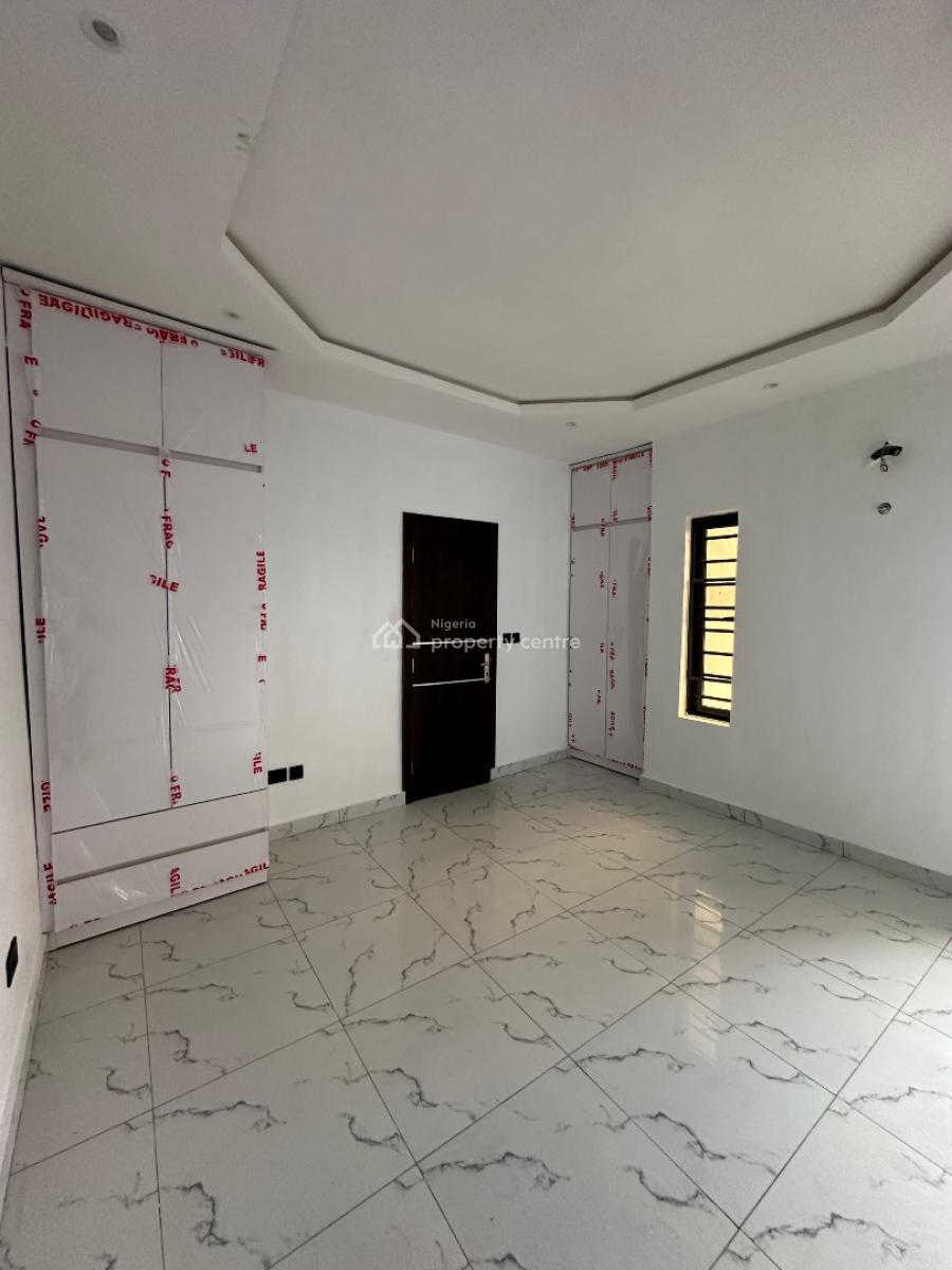 3 Bedroom Penthouse Apartment, Ikota Gra, Ikota, Lekki, Lagos, Block of Flats for Sale