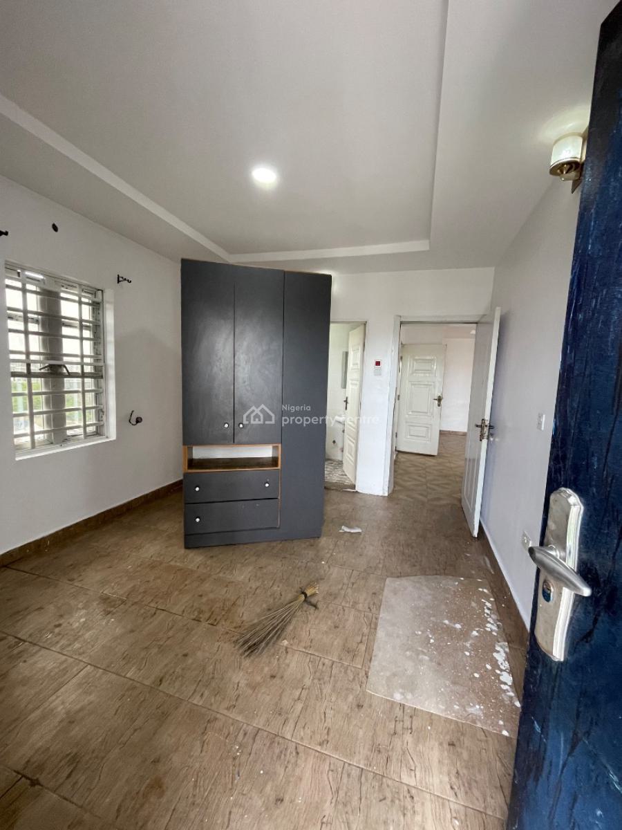 a Spacious 2 Bedroom Apartment, Off Mobil Road, Ilaje, Ajah, Lagos, Flat / Apartment for Rent