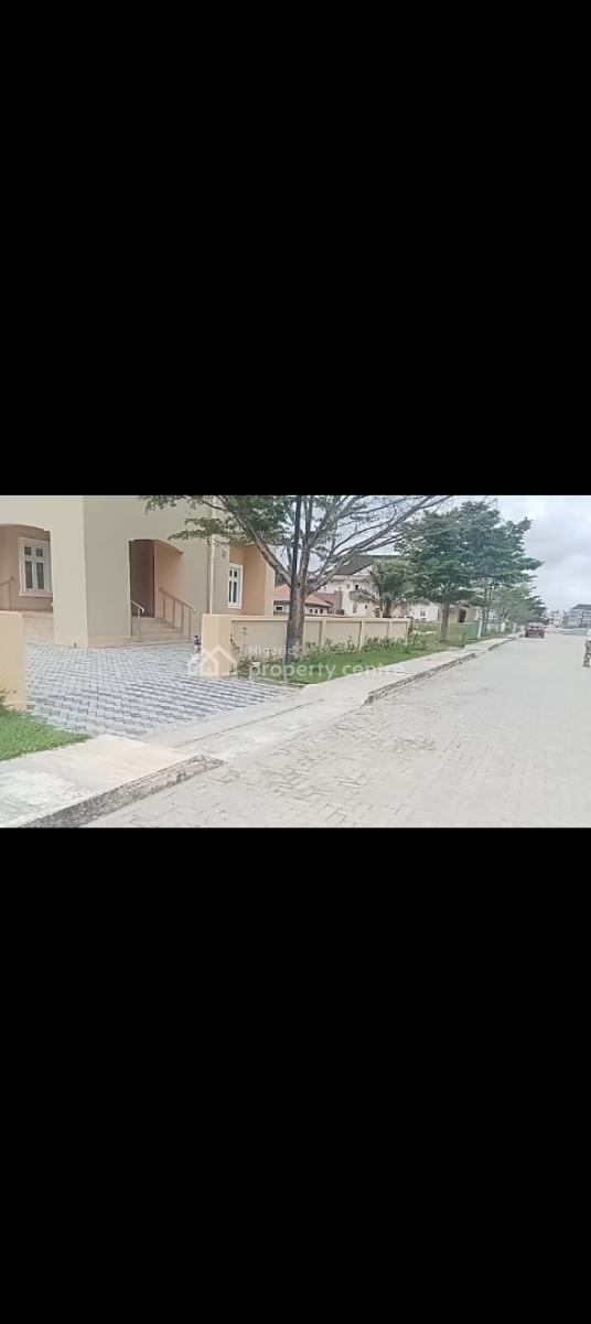 a Luxurious 4 Bedroom Semi - Detached in a Beautiful Estate, Shalom Park Road Shalom Park Estate, Abijo, Lekki, Lagos, Semi-detached Duplex for Sale