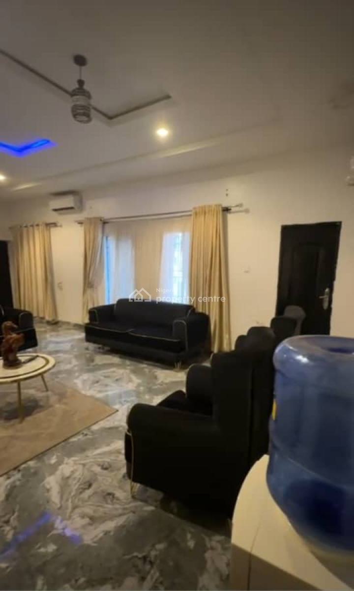 Distress Well Built Spacious 3 Bedrooms Flat, By Lifecamp Junction, Jabi, Abuja, Flat / Apartment for Sale