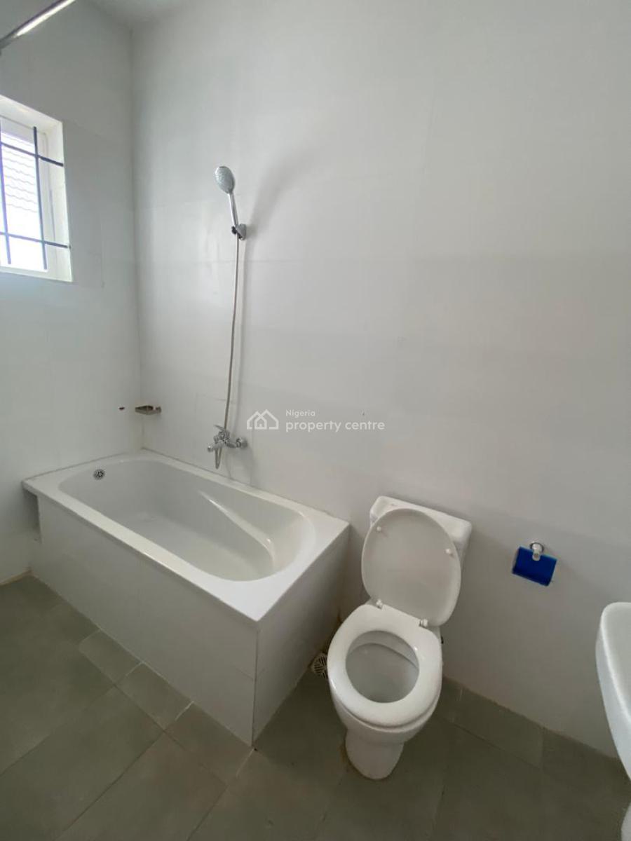 5 Bedroom Detached House with 2 Rooms Bq, Pinnock Beach Estate, Lekki, Lagos, Detached Duplex for Sale