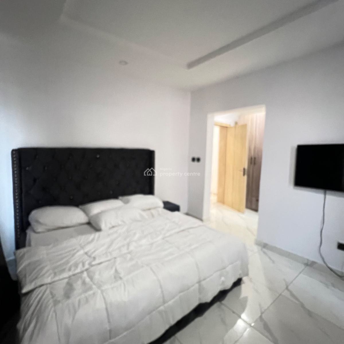 2 Bed   12 Million  Ilasan, Lekki Lagos, Ilasan, Lekki, Lagos, Flat / Apartment for Rent