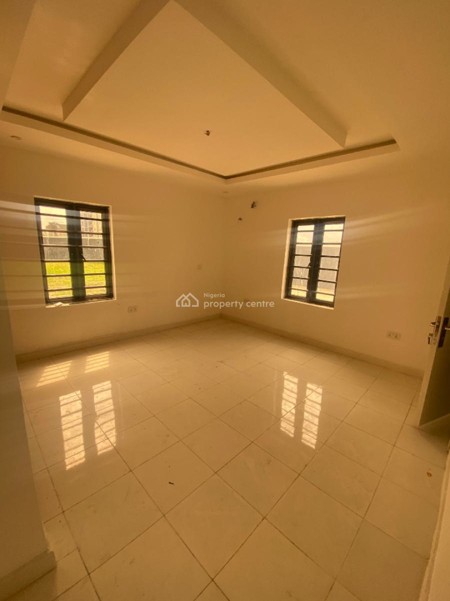 Tastefully Built 2 Bedroom Flat, Spar Road, Ikate Elegushi, Lekki, Lagos, Flat / Apartment for Rent