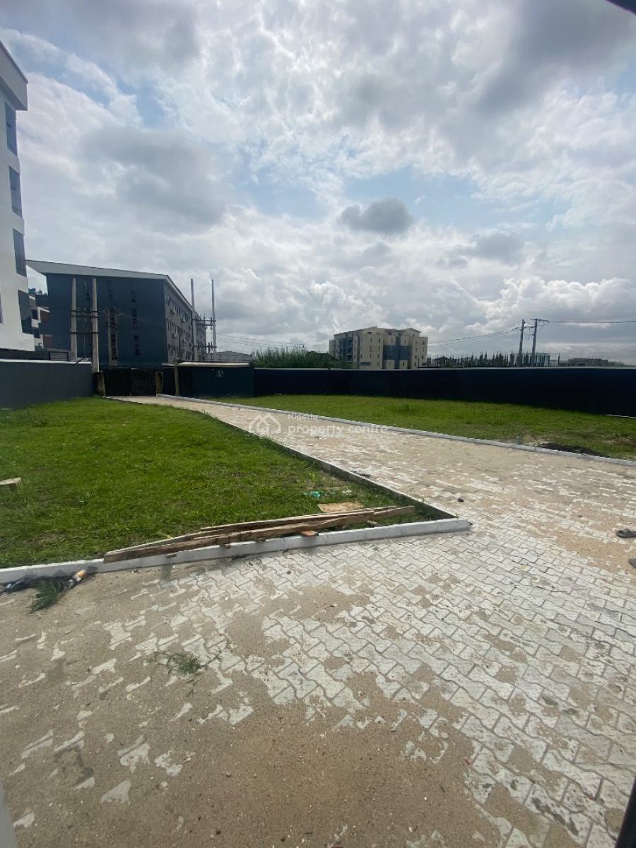 Tastefully Built 2 Bedroom Flat, Spar Road, Ikate Elegushi, Lekki, Lagos, Flat / Apartment for Rent