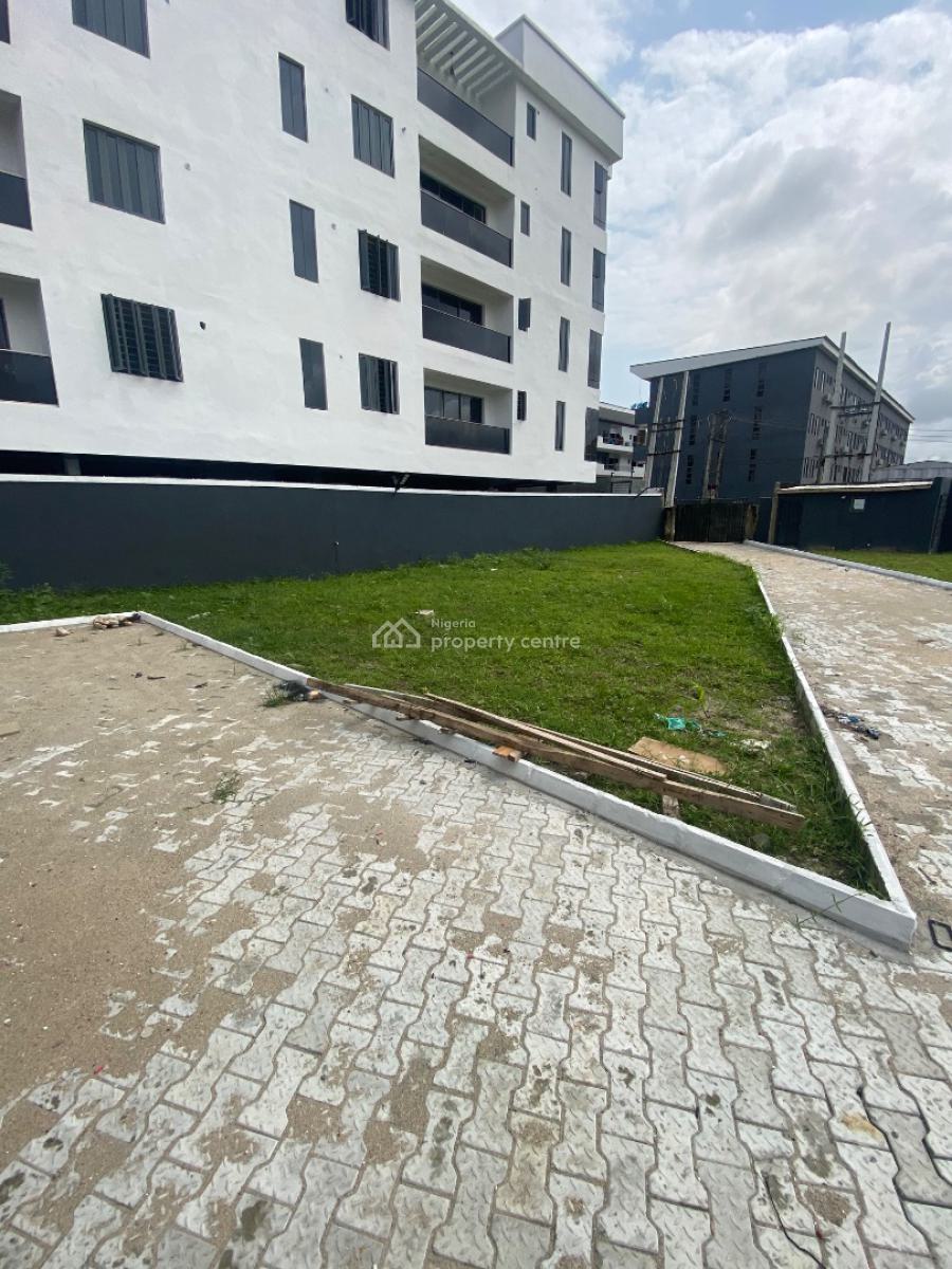 Tastefully Built 2 Bedroom Flat, Spar Road, Ikate Elegushi, Lekki, Lagos, Flat / Apartment for Rent