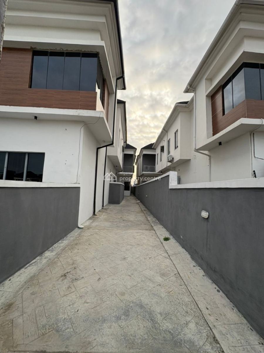 Luxury Studio Apartment with Fitted Open Plan Kitchen &gas, Orchid, Lekki, Lagos, Self Contain (single Rooms) for Rent